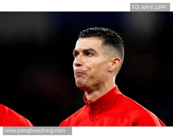 C罗足球明星入场视频震撼登场精彩瞬间回顾与分析