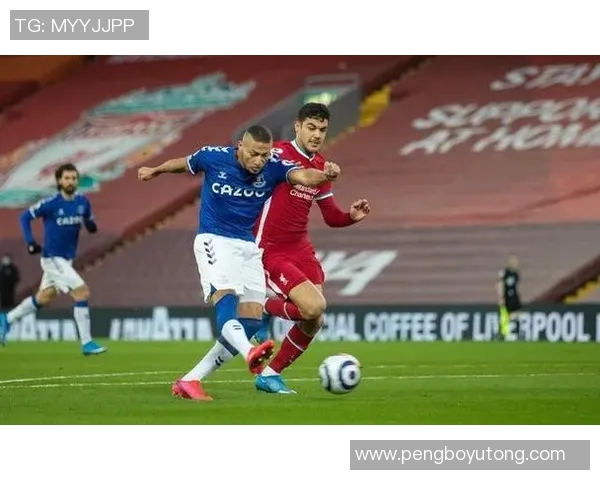 富勒姆与埃弗顿激战正酣比分悬念引发球迷热议